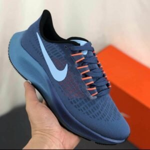 Blue Zoom Pegasus 37 Sneaker